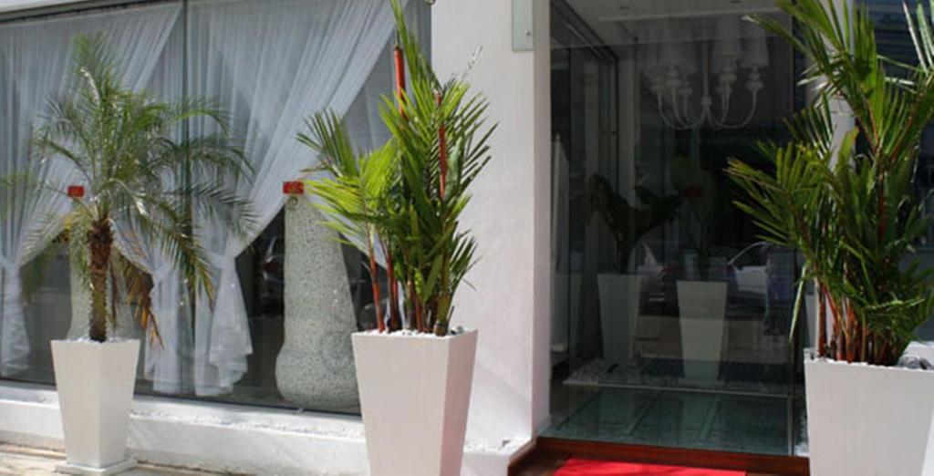 Santi White Hotel Phuket Eksteriør billede