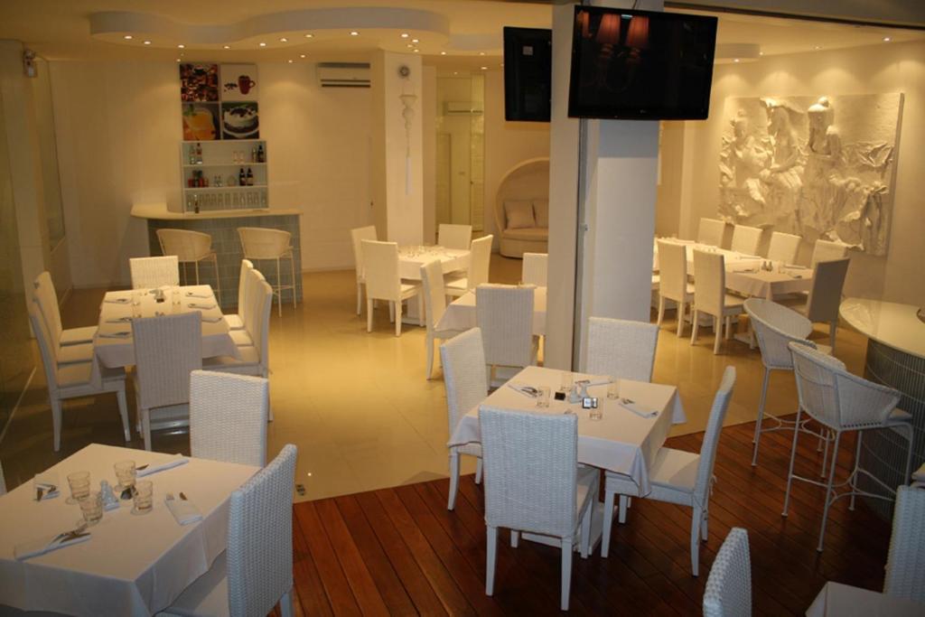 Santi White Hotel Phuket Eksteriør billede
