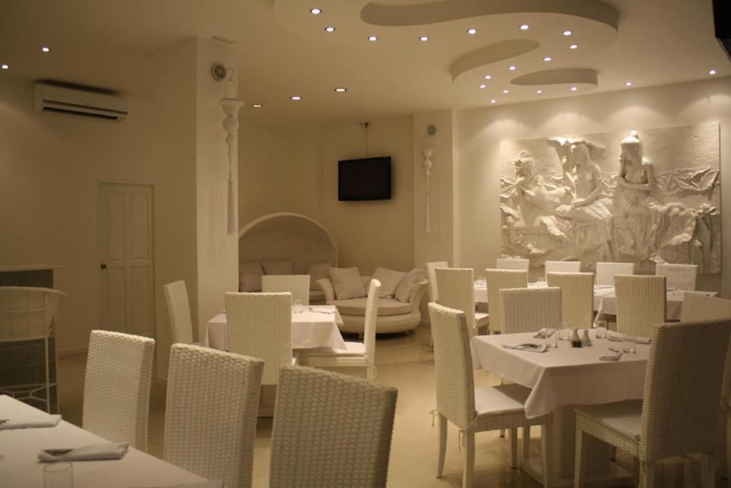 Santi White Hotel Phuket Eksteriør billede