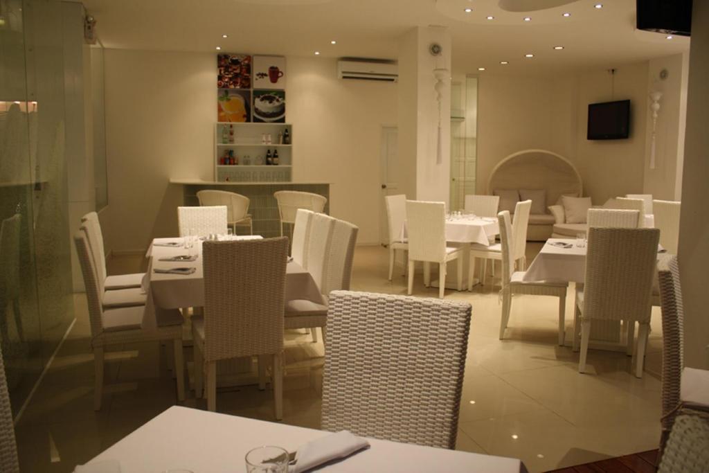 Santi White Hotel Phuket Eksteriør billede