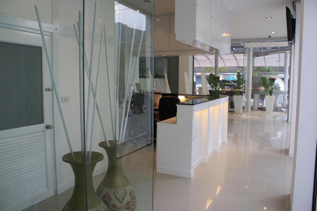Santi White Hotel Phuket Eksteriør billede